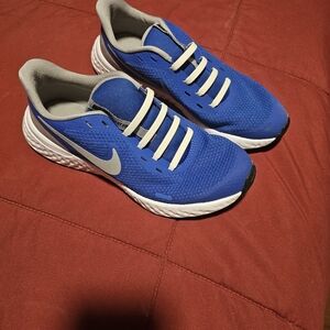 Women's nike sneakers